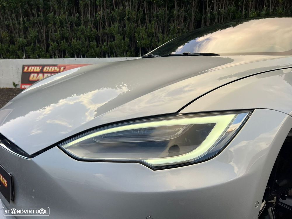 Tesla Model S Long Range AWD - 22