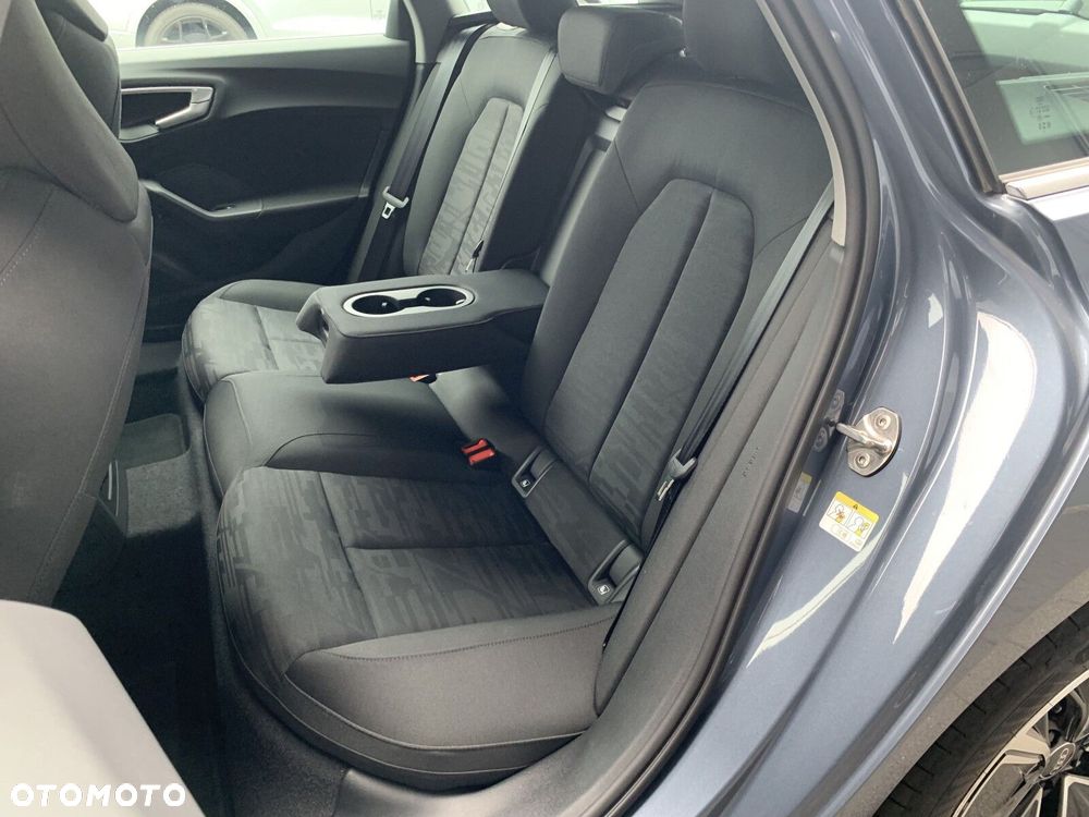 Audi A5 Avant - 11
