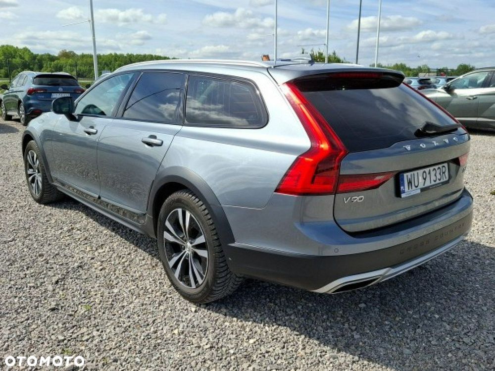 Volvo V90 - 4