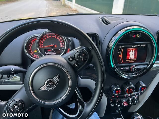 MINI Countryman Cooper ALL4 - 16