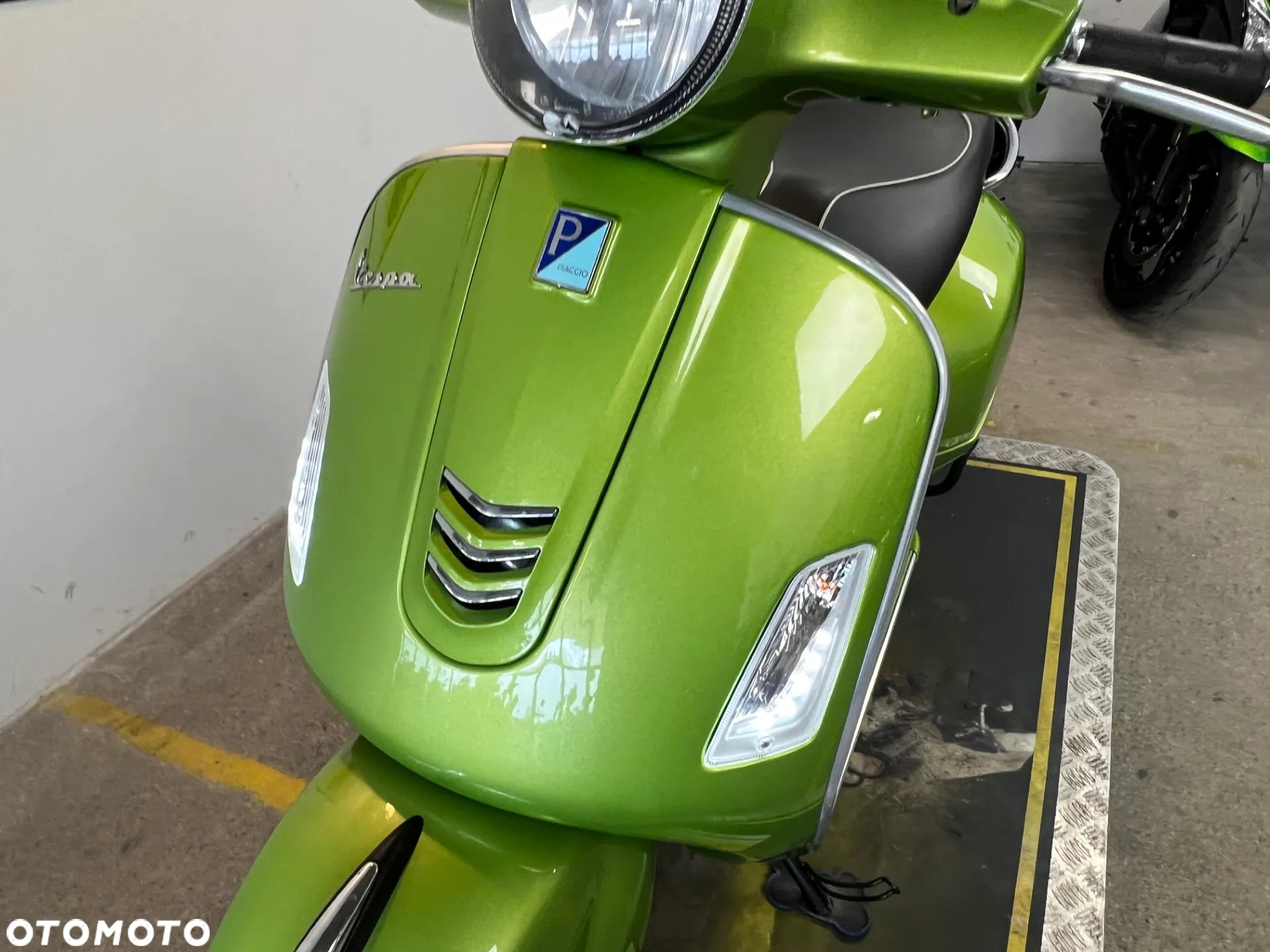 Vespa GTS - 20