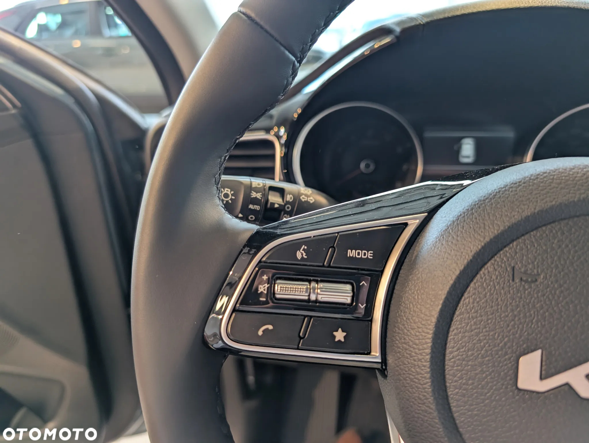 Kia Ceed 1.5 T-GDI Tribute - 12