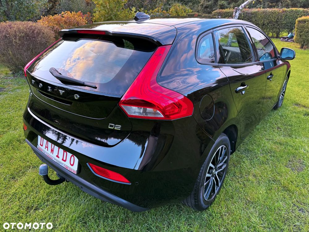 Volvo V40 D2 Drive-E Momentum - 11