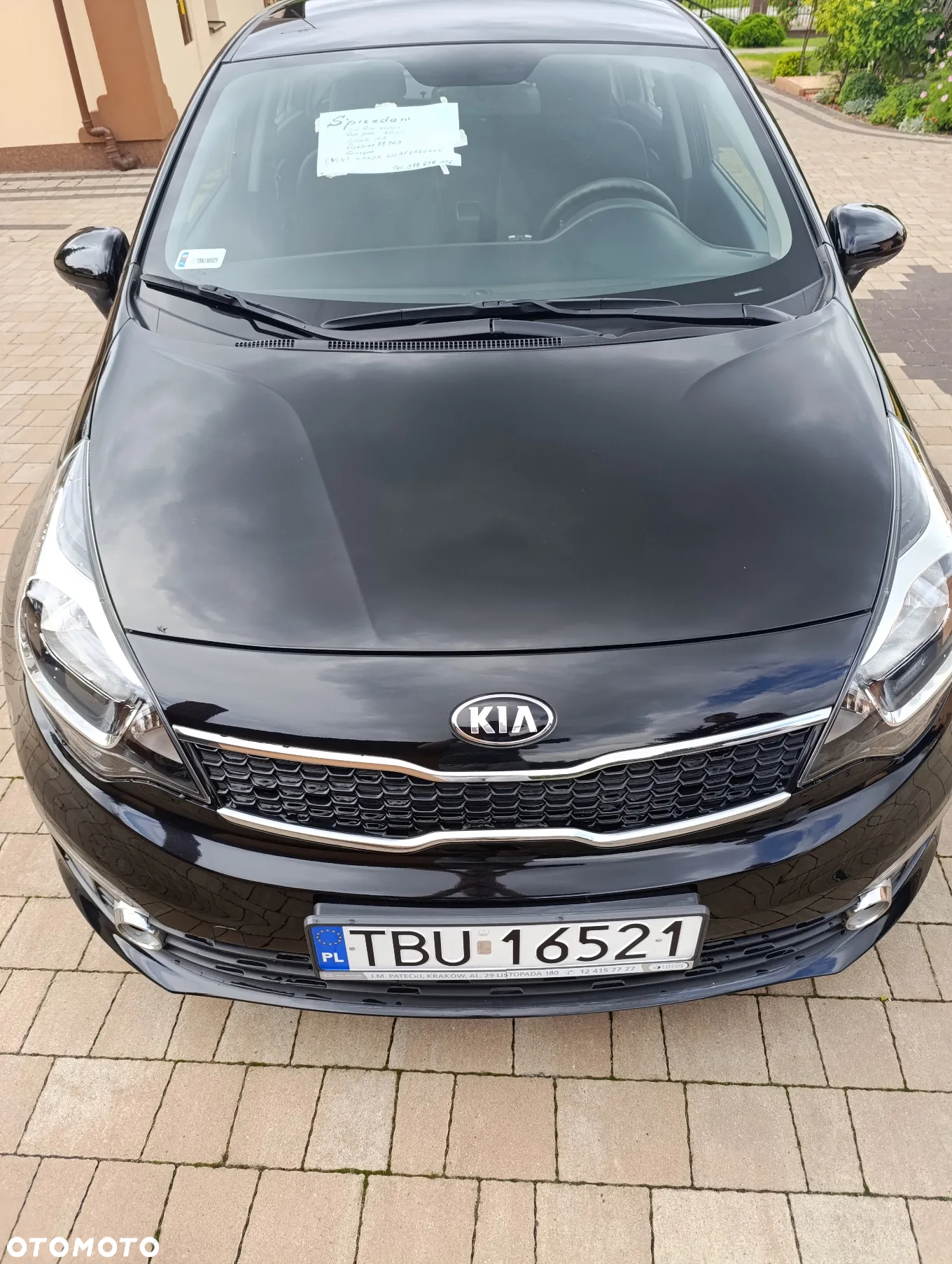 Kia Rio 1.2 L - 9