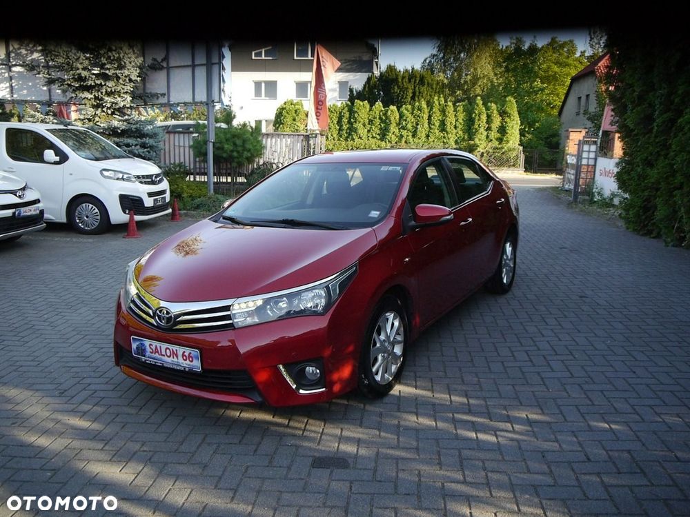 Toyota Corolla 1.6 Premium + - 4