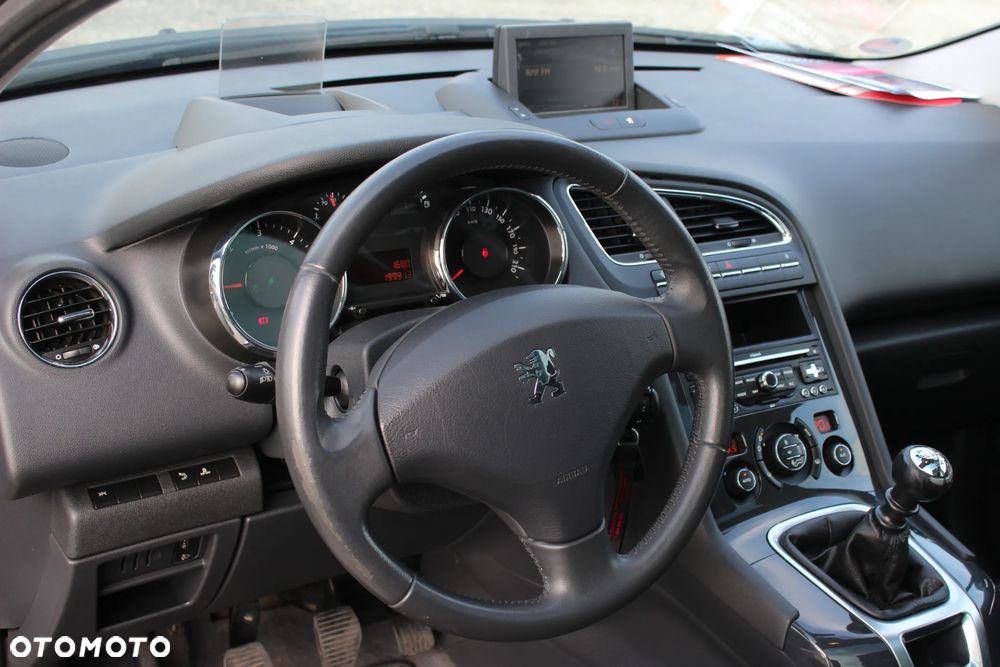 Peugeot 5008 2.0 HDi Premium - 16