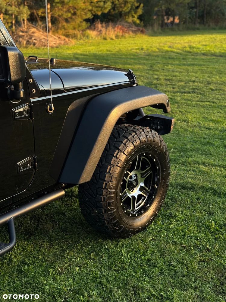 Jeep Wrangler - 6