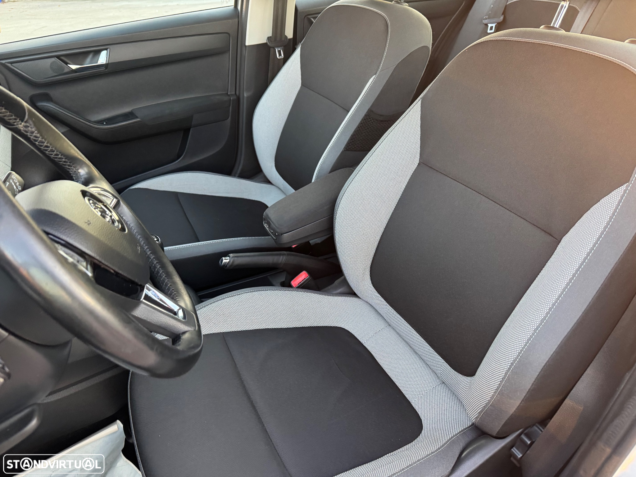 Skoda Fabia 1.2 TSi Active - 8