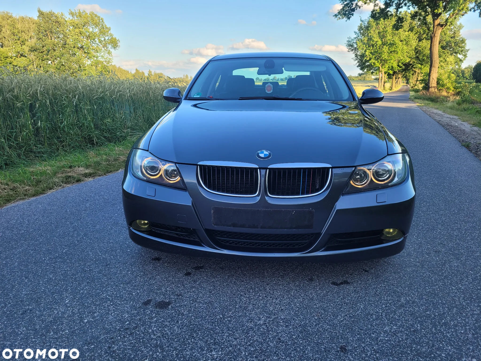 BMW Seria 3 318d - 25