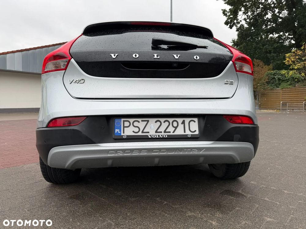 Volvo V40 Cross Country - 31