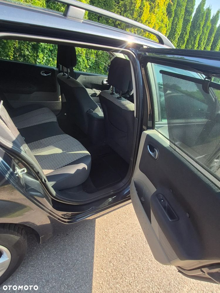 Renault Megane 2.0 16V Privilege - 10