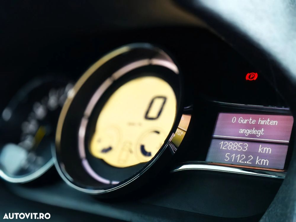 Renault Megane Grandtour ENERGY TCe 115 Start & Stop Bose Edition - 8