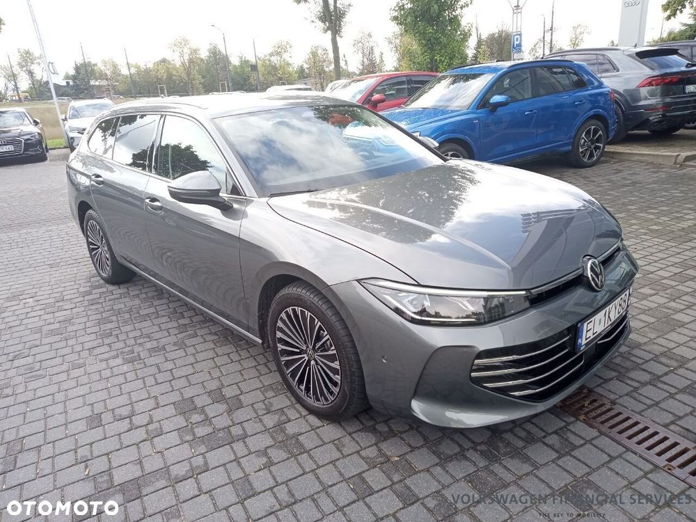 Volkswagen Passat 2.0 TDI SCR 4Mot Elegance DSG - 2