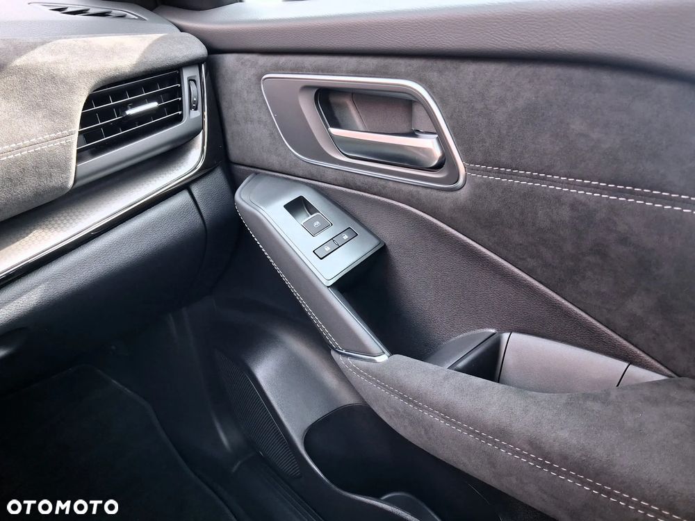 Nissan Qashqai 1.3 DIG-T MHEV N-Design Xtronic - 19