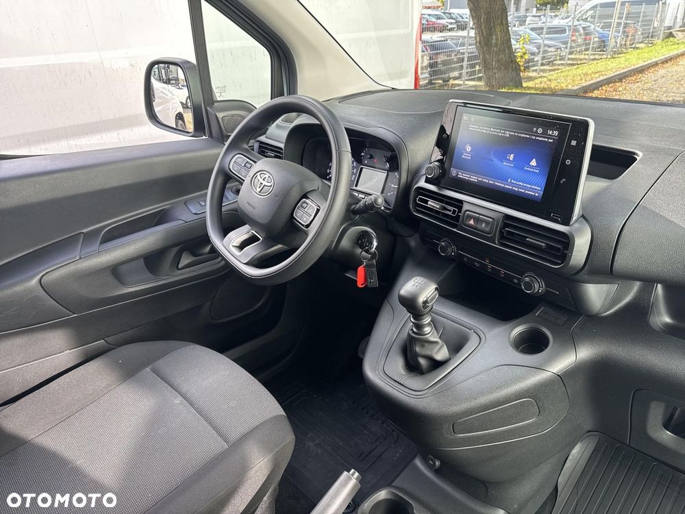 Toyota PROACE CITY - 17