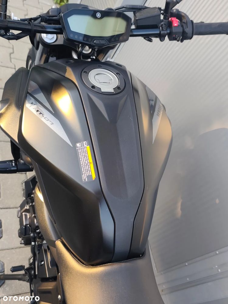 Yamaha MT - 11
