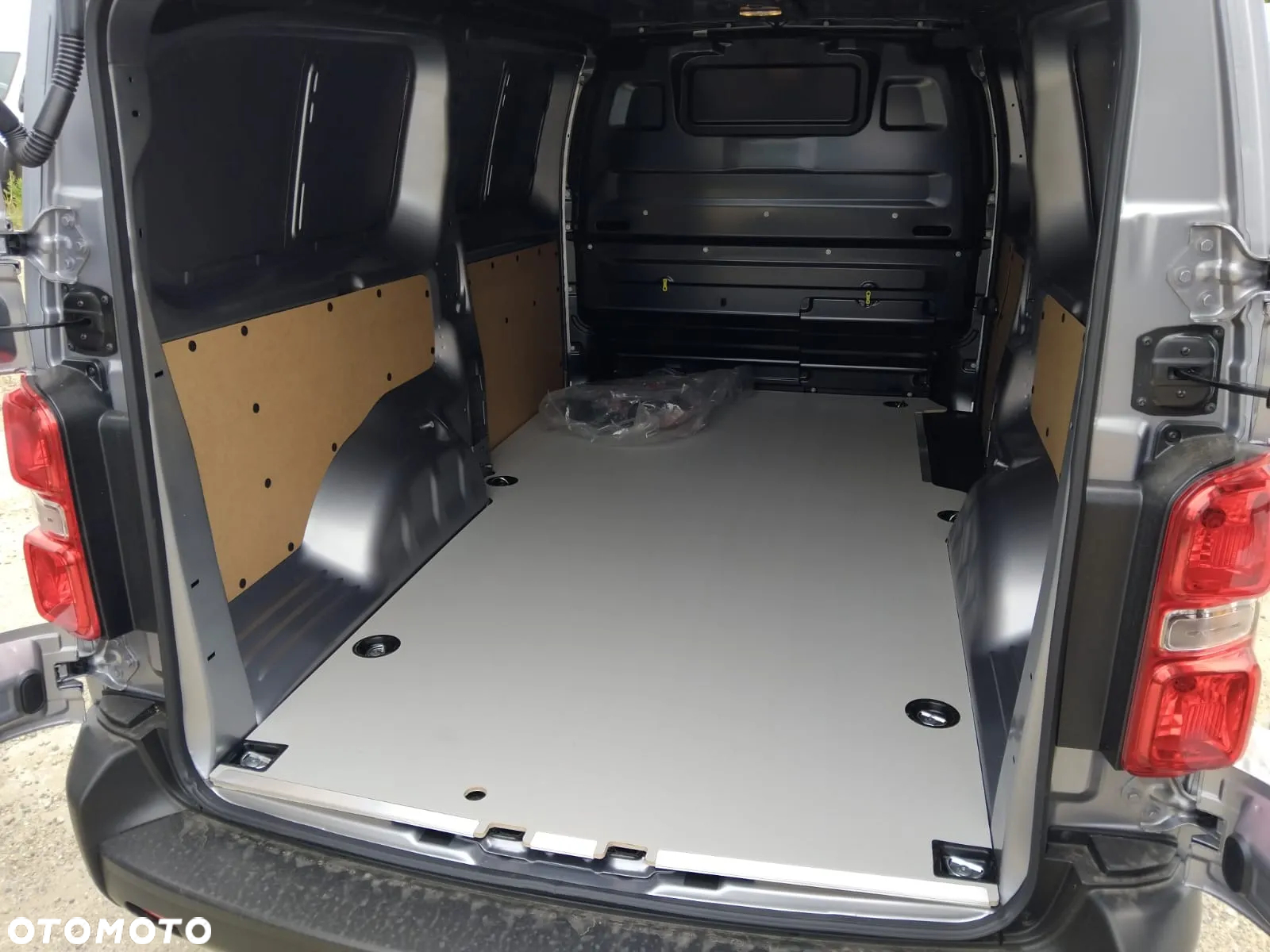 Fiat E-Scudo - 13