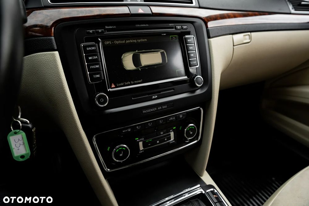 Skoda Superb 3.6 V6 4x4 DSG Elegance - 34