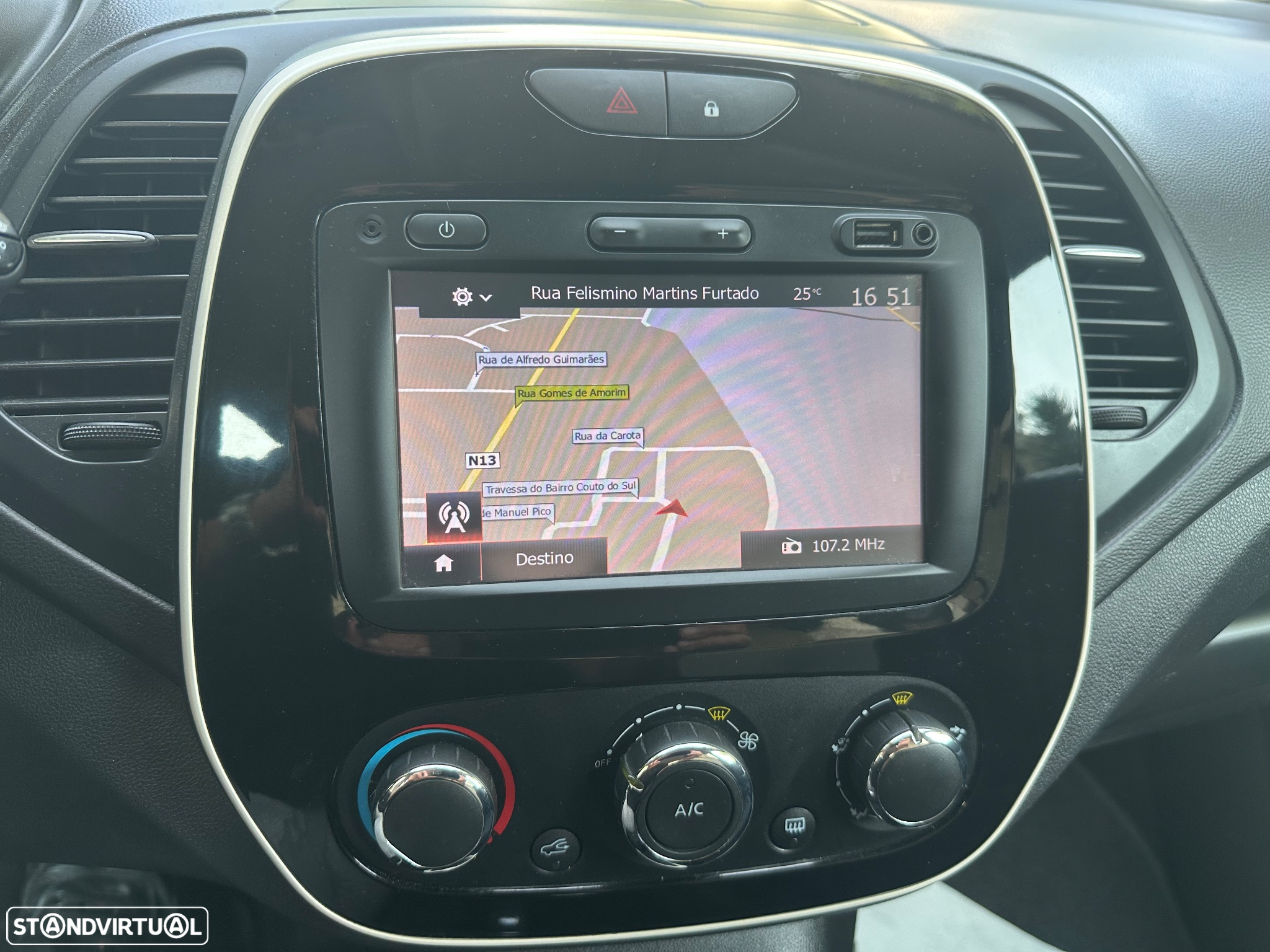 Renault Captur 0.9 TCE Exclusive - 12