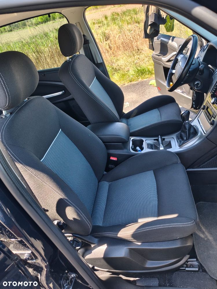 Ford S-Max - 18