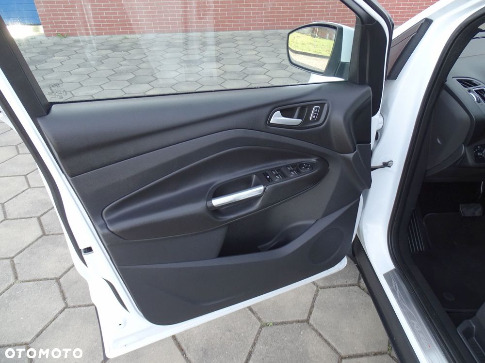 Ford Kuga 2.0 TDCi 4WD Titanium Plus - 17