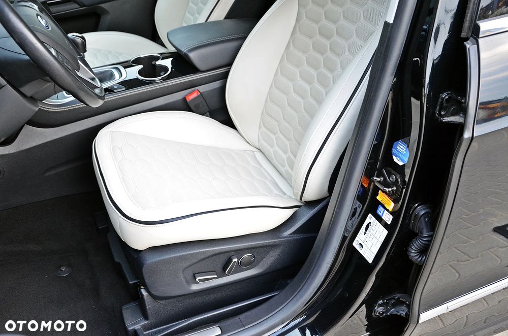 Ford S-Max 2.0 TDCi Vignale - 32