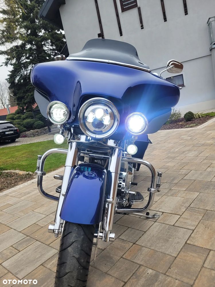Harley-Davidson Touring Street Glide - 5