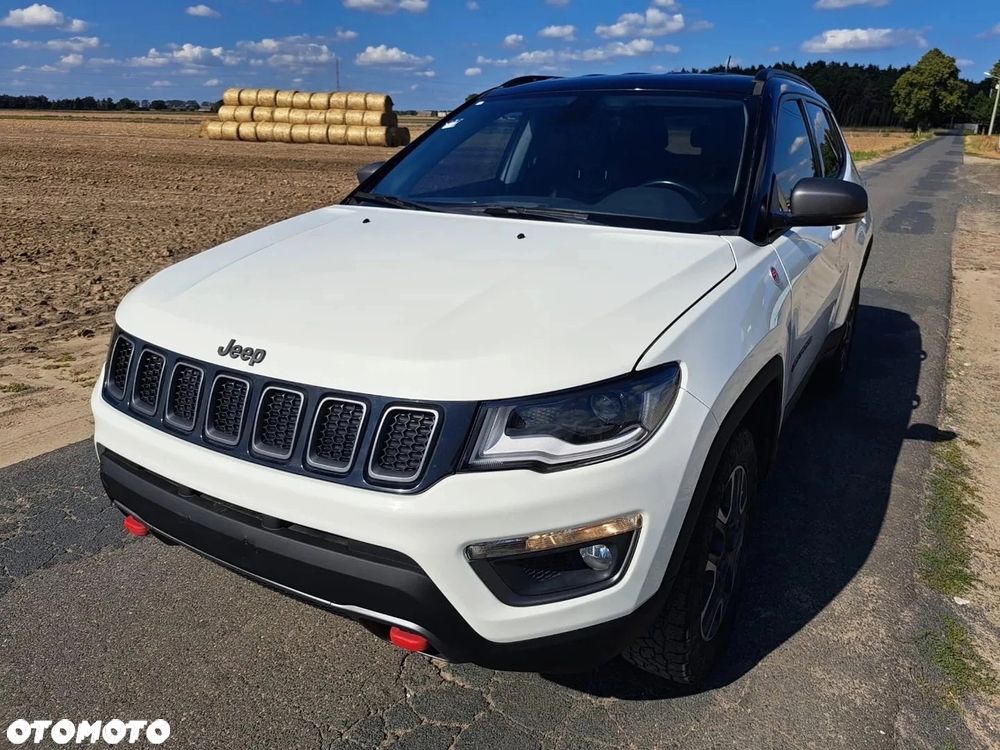 Jeep Compass - 1