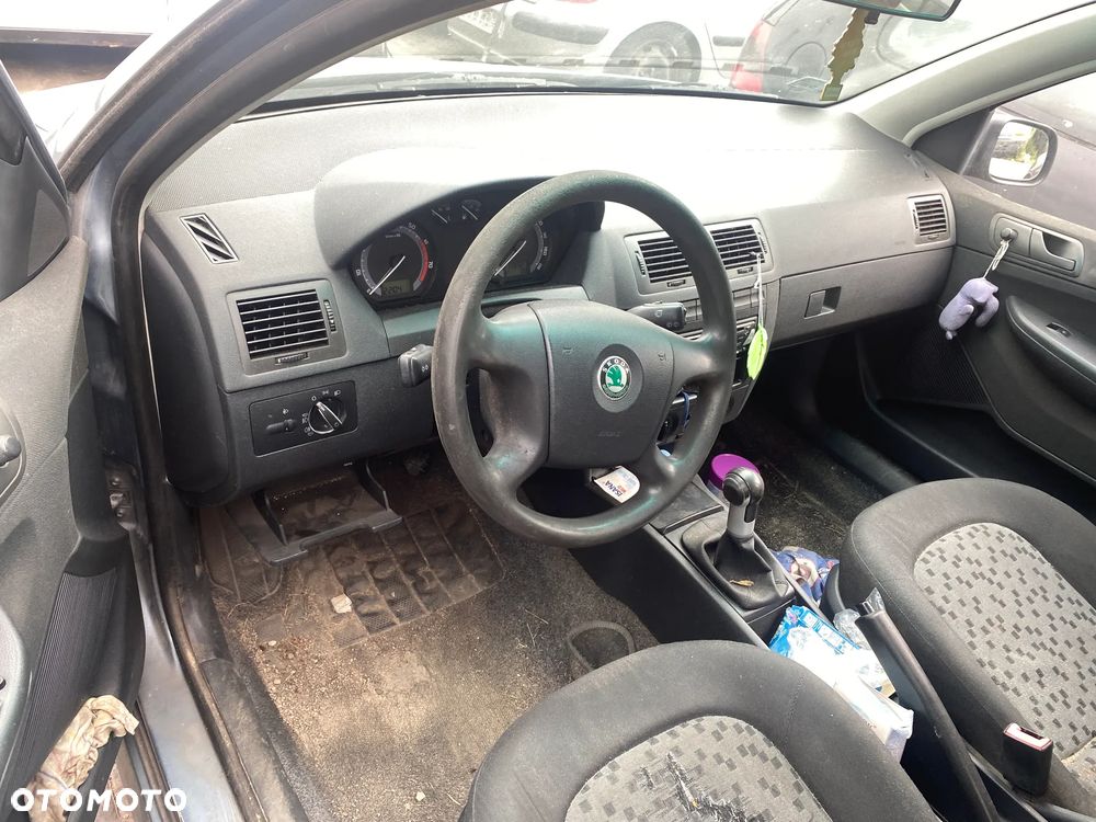 Skoda Fabia I na części - 5