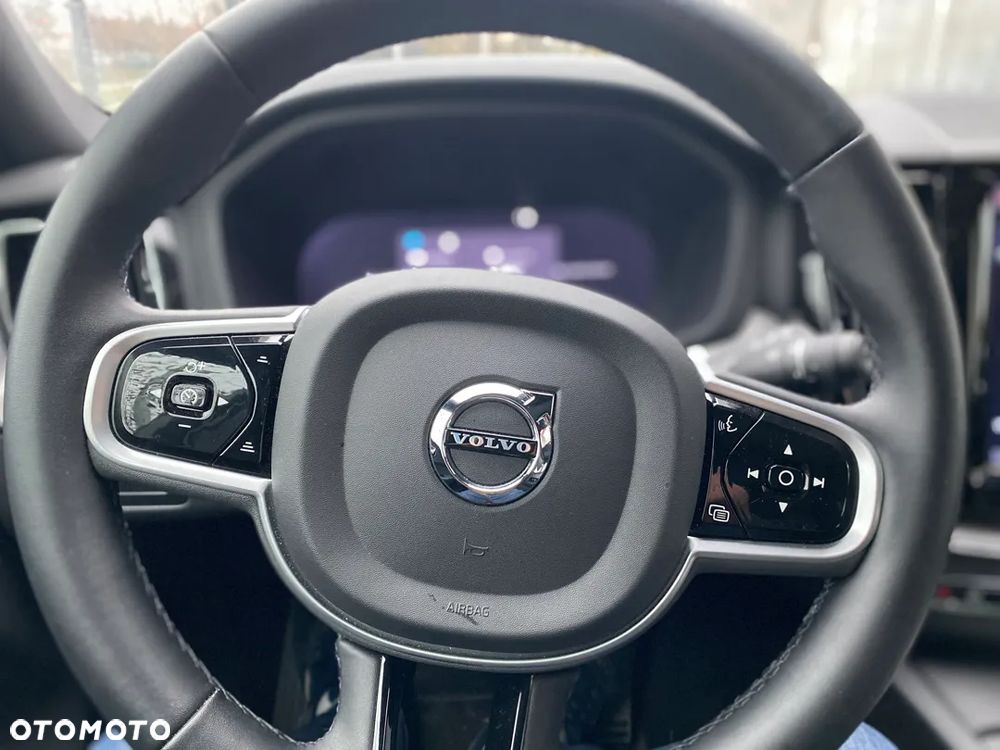 Volvo XC 60 - 2