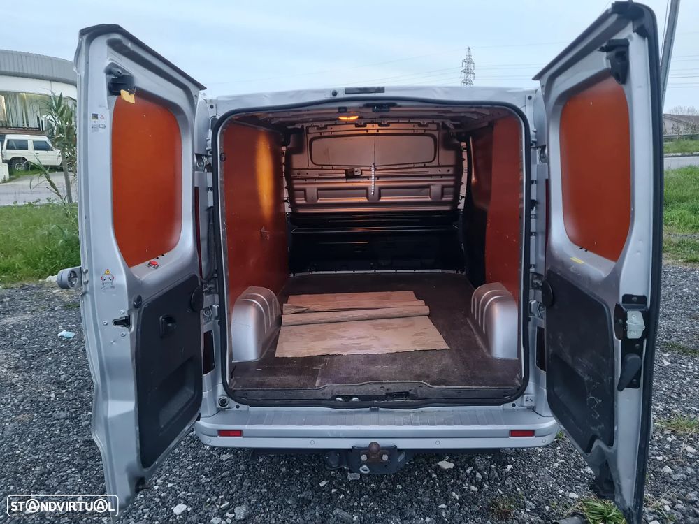 Opel Vivaro 1.6 CDTI 120cv L1H1 - 8