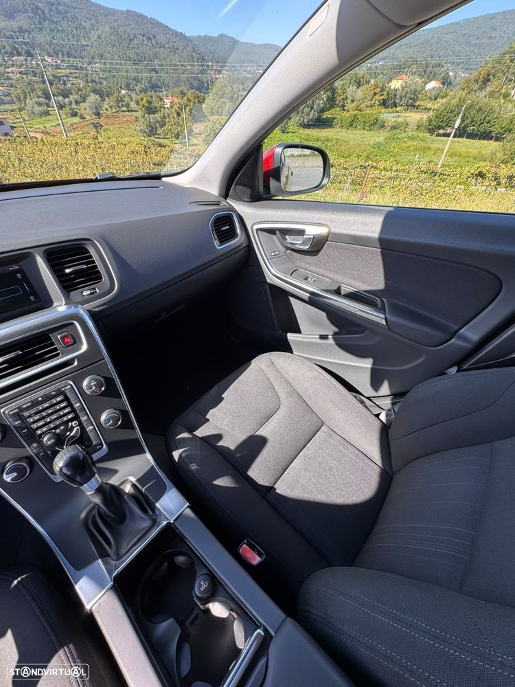 Volvo V60 - 15