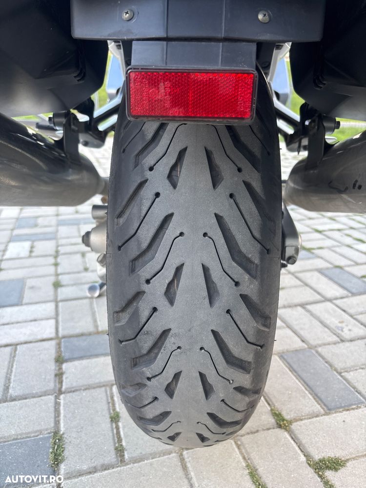 Yamaha FJR 1300A - 7