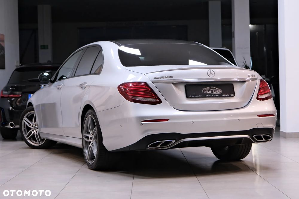 Mercedes-Benz Klasa E - 10