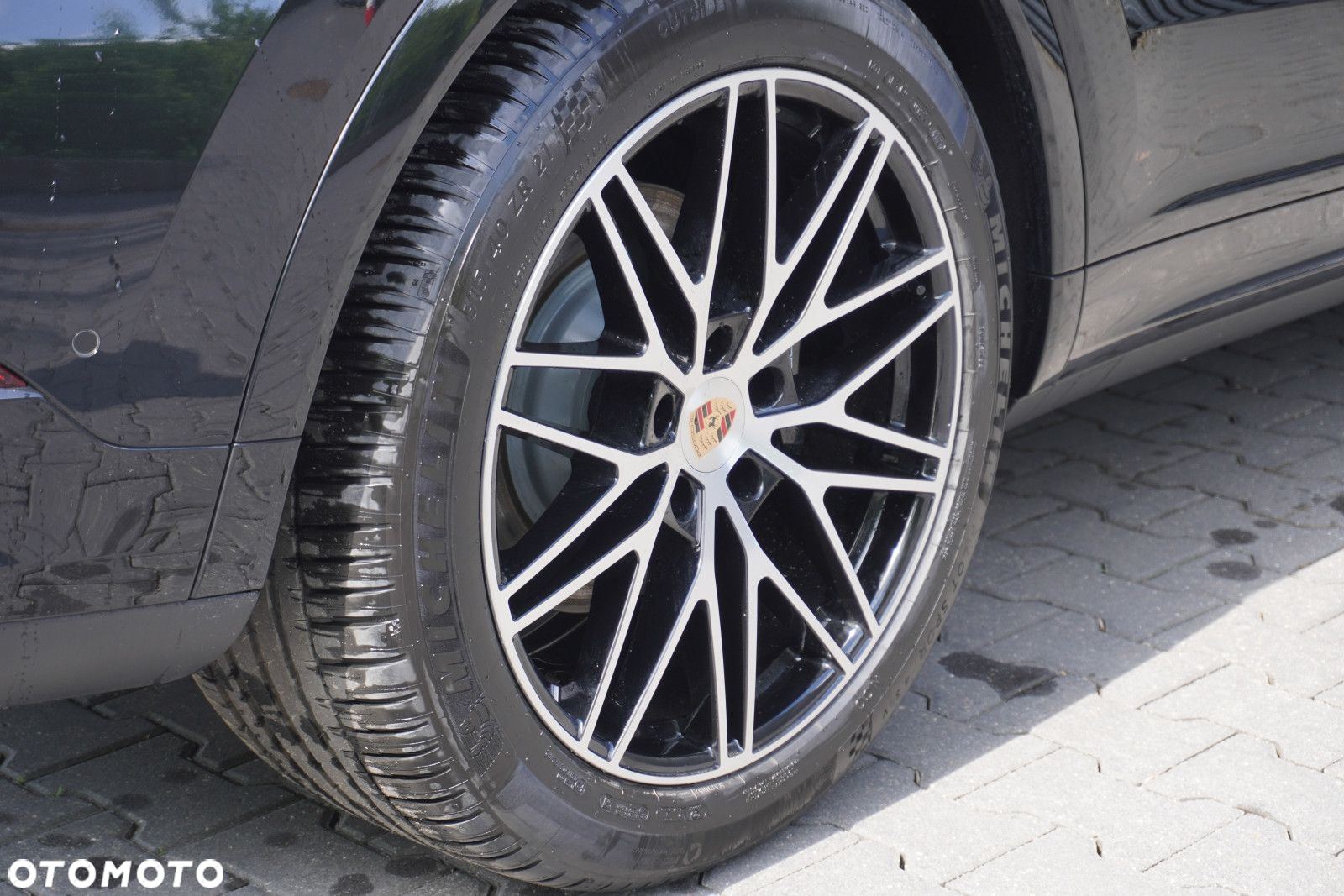Porsche Cayenne S - 4