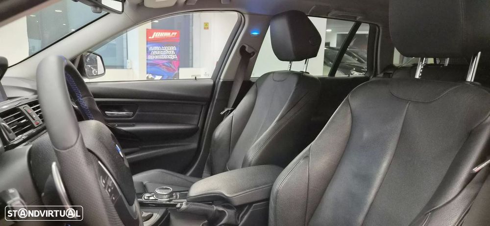 BMW 320 d Sport-Aut. Efficient Dynamics Edition Blue Per Sport Line - 24