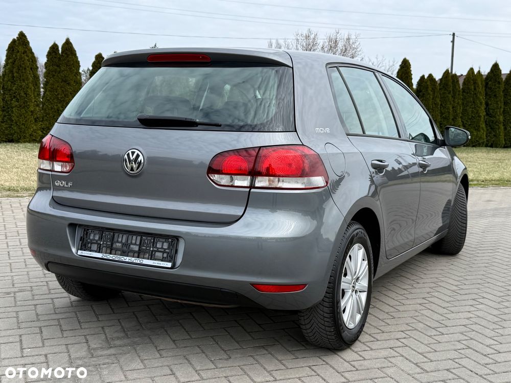 Volkswagen Golf - 10