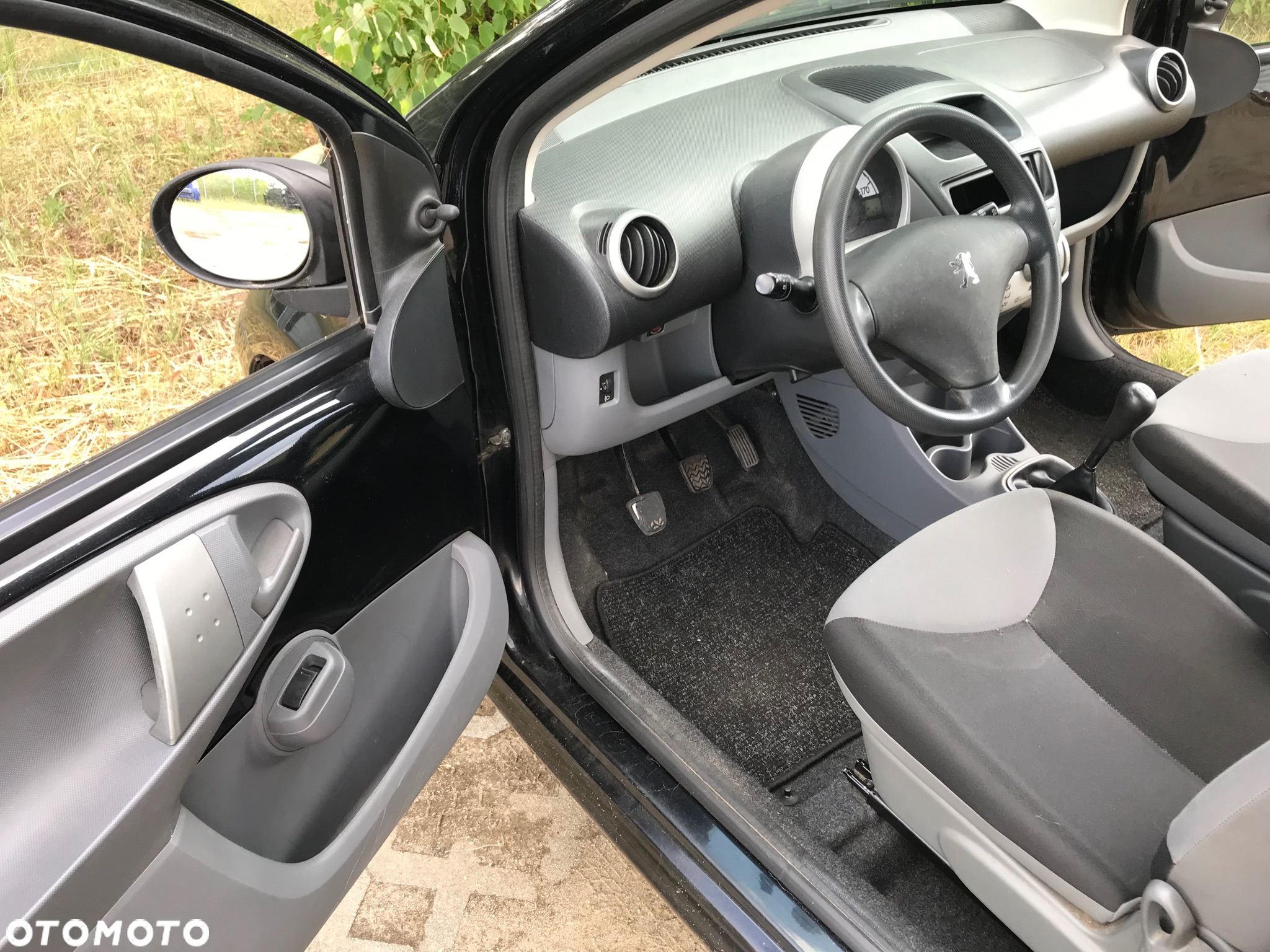 Peugeot 107 1.0 Active - 12