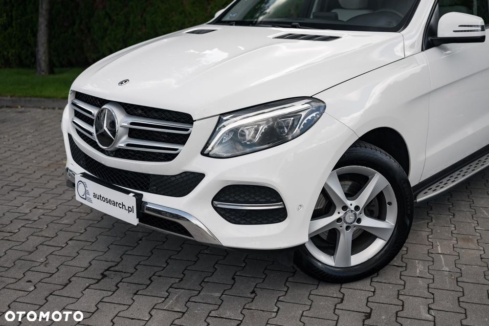 Mercedes-Benz GLE 350 d 4-Matic - 36