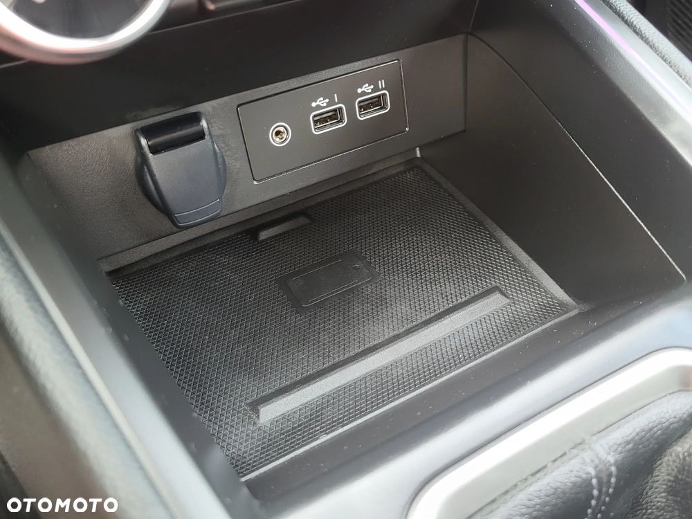 Renault Clio 1.0 TCe Techno - 24