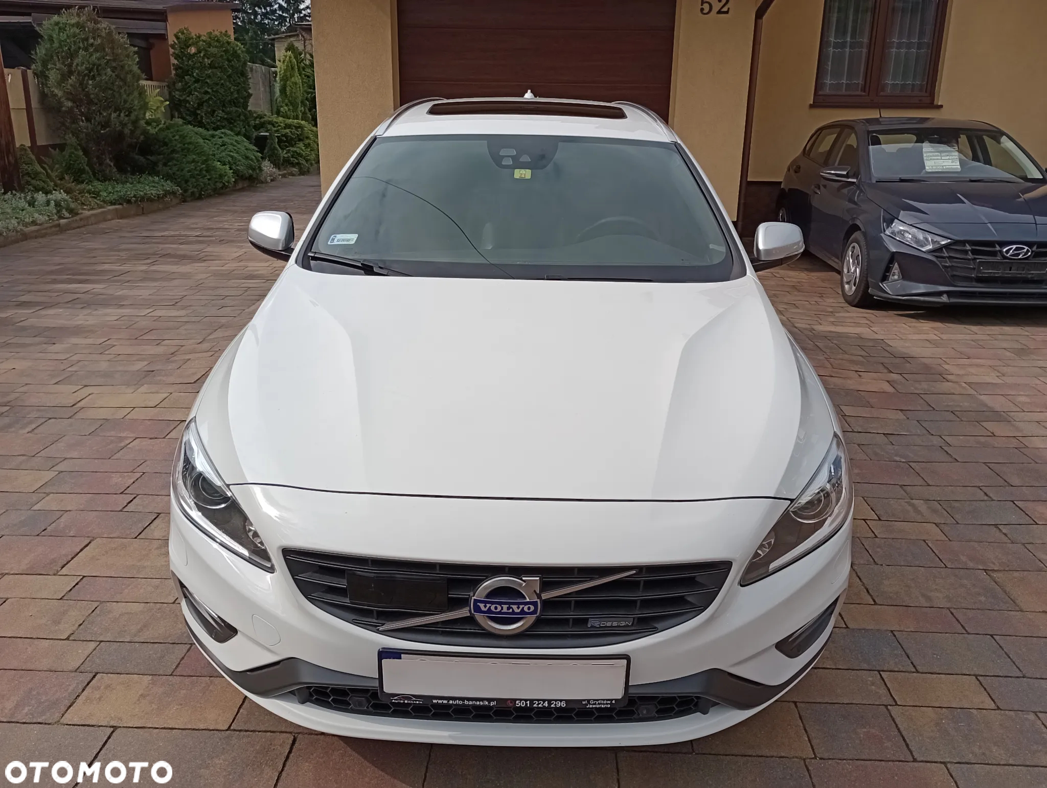 Volvo V60 D5 AWD R-Design Summum - 2