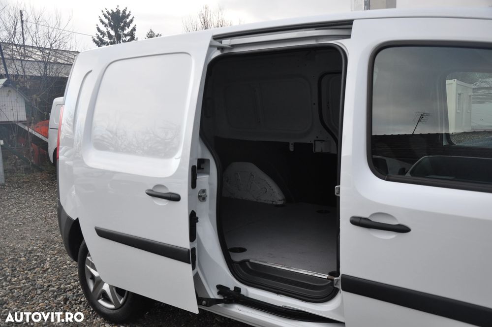 Renault Kangoo BLUE dCi 95 Intens - 12