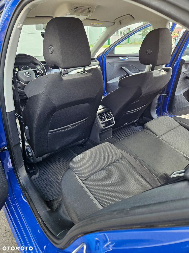 Skoda Octavia 2.0 TDI Ambition DSG - 6