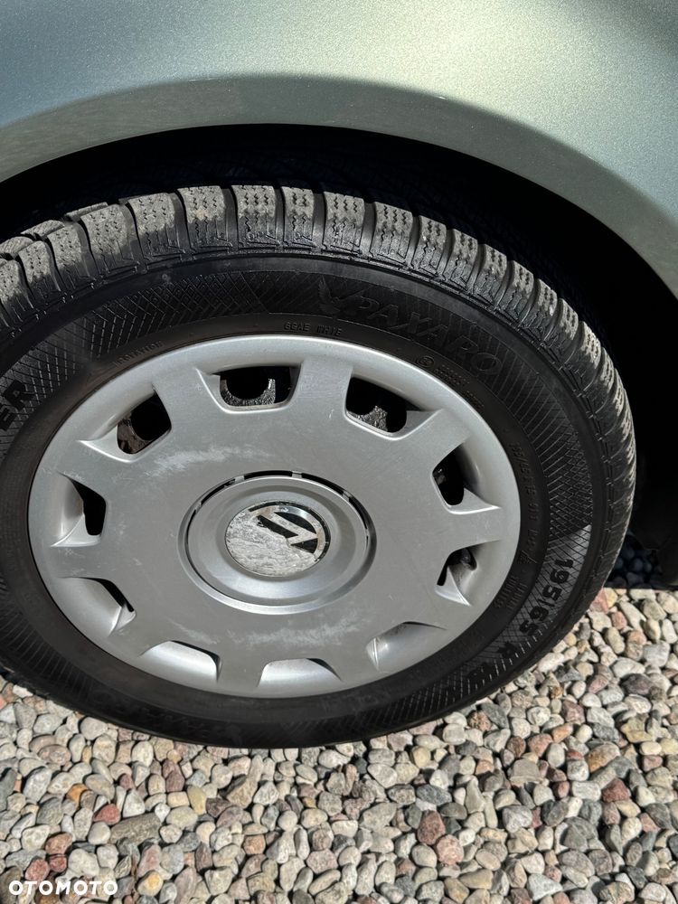 Volkswagen Passat 1.9 TDI Highline - 29