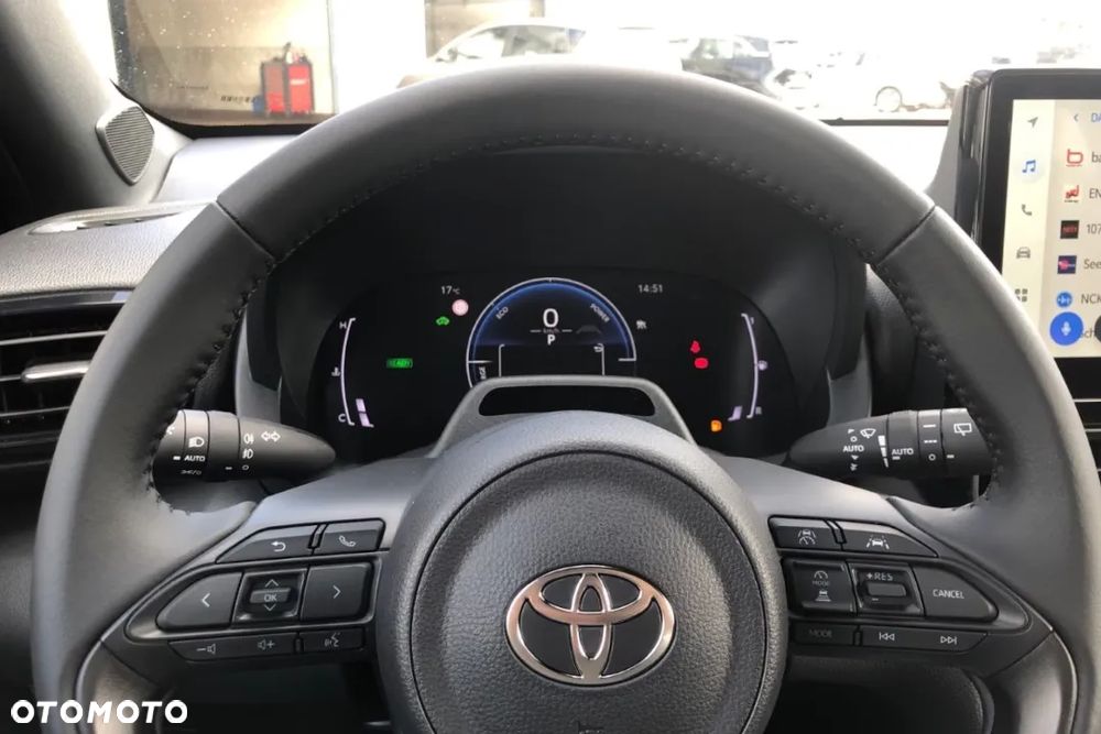 Toyota Yaris Cross Hybrid 1.5 Style - 17