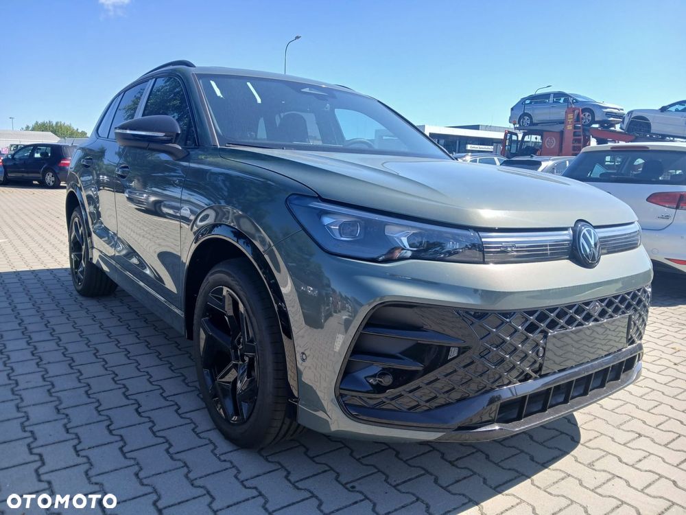 Volkswagen Tiguan - 4