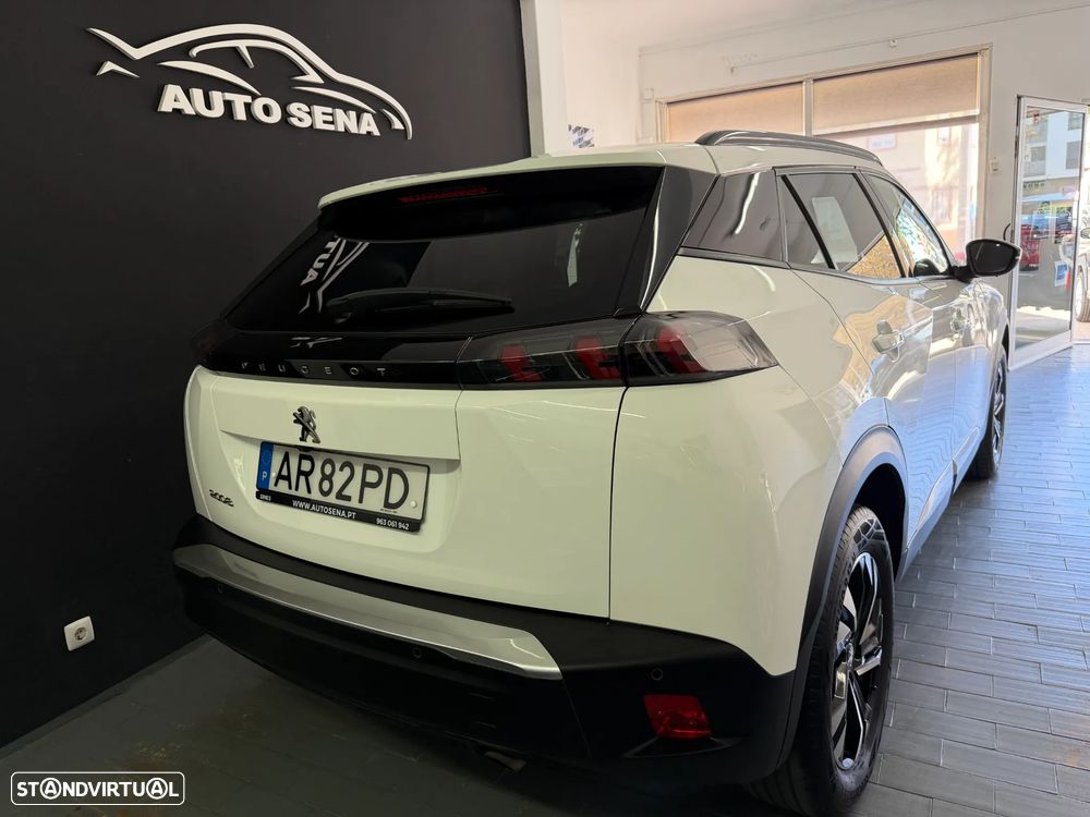 Peugeot 2008 1.2 PureTech Allure - 16