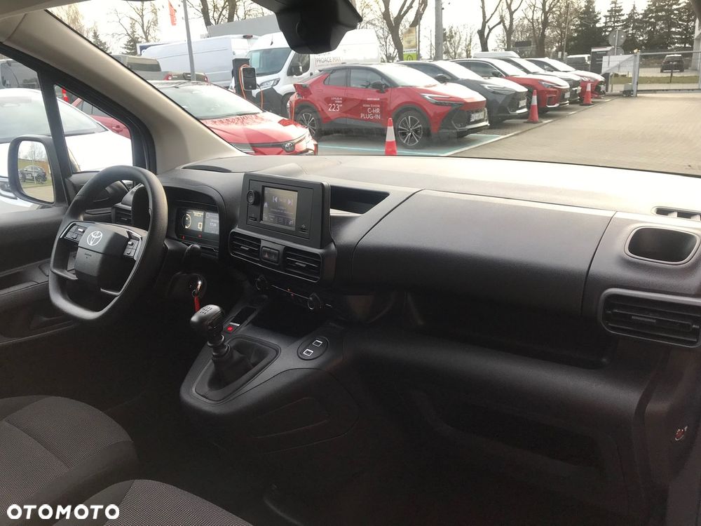 Toyota Proace City - 18