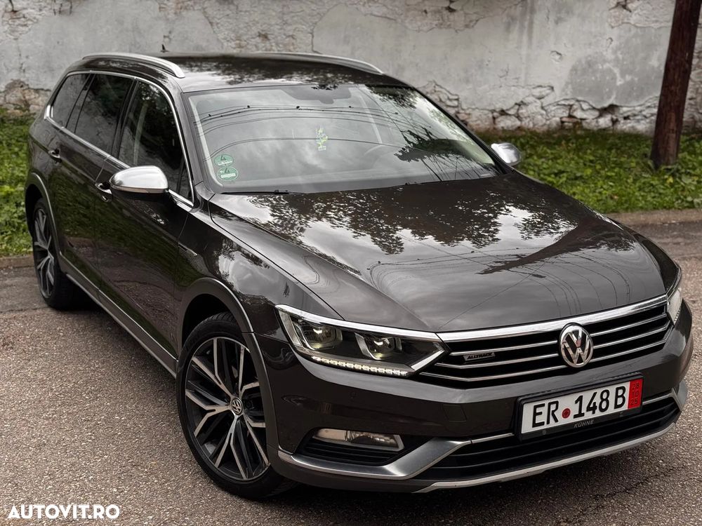 Volkswagen Passat 2.0 TDI SCR BlueMotion Technology 4Motion D Comfortline - 11