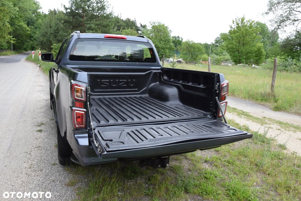 Isuzu D-Max 1.9 DC LSX - 28